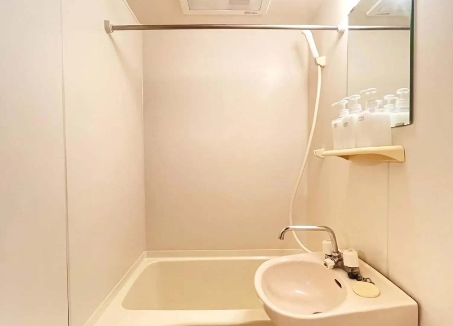 Amika First203 Apartment Tokyo